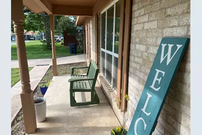 725 N West, Burnet, TX 78611 - Photo 3