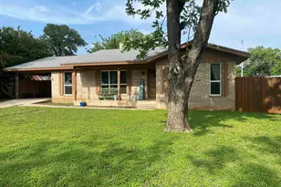 725 N W, Burnet, TX 78611 - Photo 1