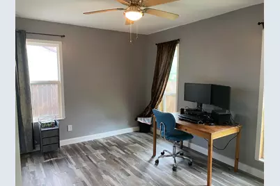 725 N West, Burnet, TX 78611 - Photo 5