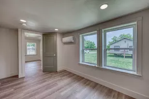 604 E Luce St, Llano, TX 78643 - Photo 11
