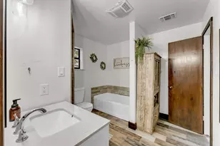 1701 Bluebonnet Ln, Kingsland, TX 78639 - Photo 25