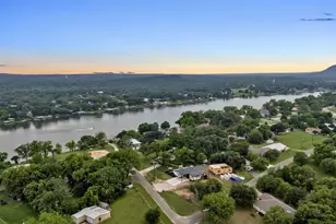 1701 Bluebonnet Ln, Kingsland, TX 78639 - Photo 45