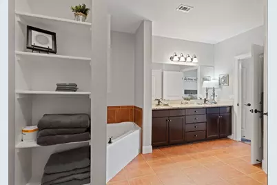 98 Island Dr #34, Horseshoe Bay, TX 78657 - Photo 23