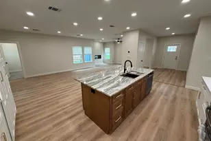 508 S Main St, Burnet, TX 78611 - Photo 5
