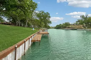 360 Shangrila Ln, New Braunfels, TX 78130 - Photo 3