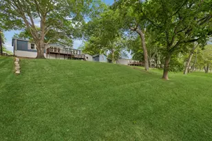 360 Shangrila Ln, New Braunfels, TX 78130 - Photo 9