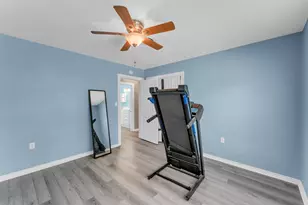 209 E Live Oak St, Burnet, TX 78611 - Photo 13