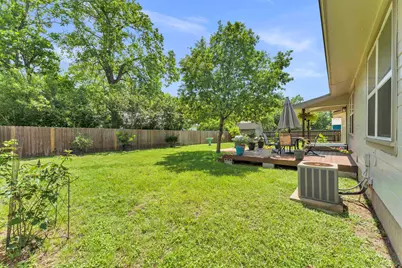 209 E Live Oak St, Burnet, TX 78611 - Photo 19