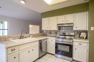 303 Stewart St, Meadowlakes, TX 78654 - Photo 15