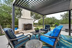 305 Spicewood Trails Dr, Spicewood, TX 78669 - Photo 3
