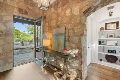 205 Hi Ridge Rd, Horseshoe Bay, TX 78657 - Photo 5
