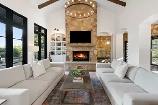 205 Hi Ridge Rd, Horseshoe Bay, TX 78657 - Photo 7