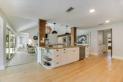 703 Red Sails, Horseshoe Bay, TX 78657 - Photo 13