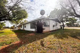 105 Lake Breeze Dr, Buchanan Dam, TX 78609 - Photo 1