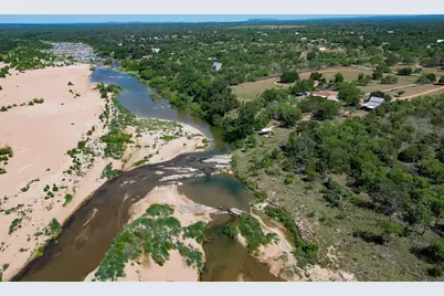 201A W Riverside Drive, Llano, TX 78643 - Photo 3
