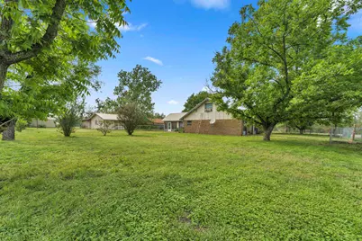 210 N River Oaks Drive, Burnet, TX 78611 - Photo 11