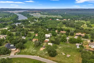 210 N River Oaks Dr, Burnet, TX 78611 - Photo 7