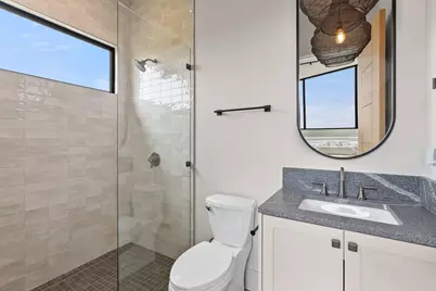 814 The Trails Pkwy Parkway, Horseshoe Bay, TX 78657 - Photo 23