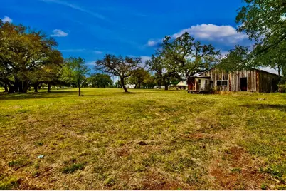 7908 County Road 404, Spicewood, TX 78669 - Photo 19