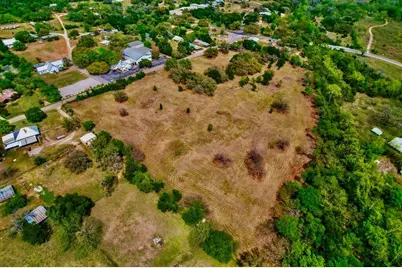 7908 County Road 404, Spicewood, TX 78669 - Photo 11