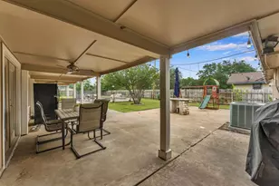 1303 Mission Hills Dr, Marble Falls, TX 78654 - Photo 27