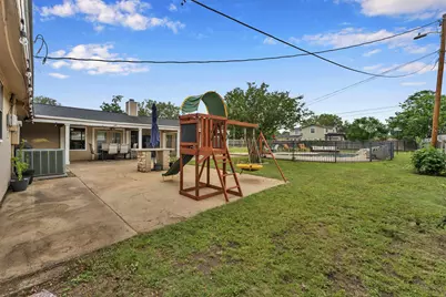 1303 Mission Hills Drive, Marble Falls, TX 78654 - Photo 29