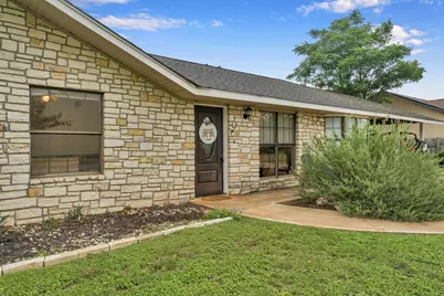 1303 Mission Hills Drive, Marble Falls, TX 78654 - Photo 3