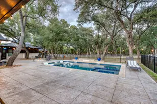417 Haney Trce, Horseshoe Bay, TX 78657 - Photo 3