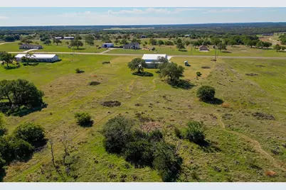 224 Blackbuck Ridge Dr, Lampasas, TX 76550 - Photo 5
