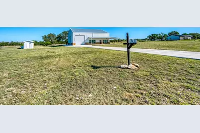 224 Blackbuck Ridge Dr, Lampasas, TX 76550 - Photo 7