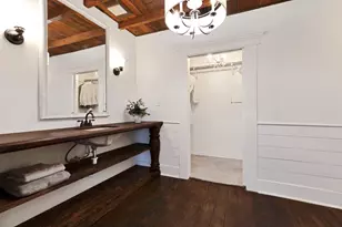 409 N Main St, Burnet, TX 78611 - Photo 25