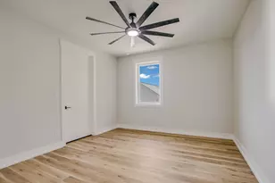 516 Lake St, Kingsland, TX 78639 - Photo 31