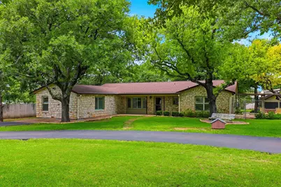 104 Cactus Ivy, Burnet, TX 78611 - Photo 3