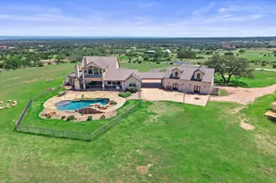 297 Kylie Rae Ct, Round Mountain, TX 78636 - Photo 3