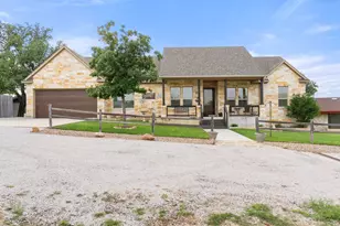 207 Emeralds Dr, Burnet, TX 78611 - Photo 7