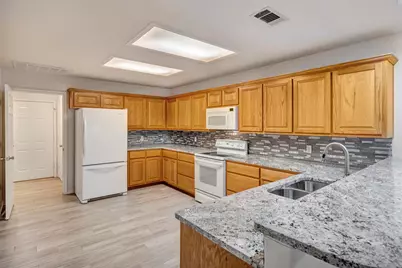279 Skyview, Kingsland, TX 78639 - Photo 7