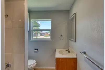 909 Circle Drive, Sunrise Beach, TX 78643 - Photo 19
