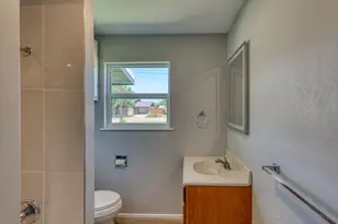 909 Circle Dr, Sunrise Beach, TX 78643 - Photo 19