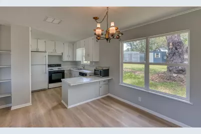 909 Circle Drive, Sunrise Beach, TX 78643 - Photo 15