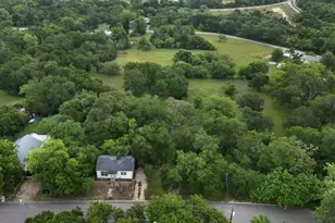 1007 S Pierce St, Burnet, TX 78611 - Photo 3