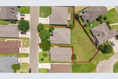 417 Spyglass St, Meadowlakes, TX 78654 - Photo 3