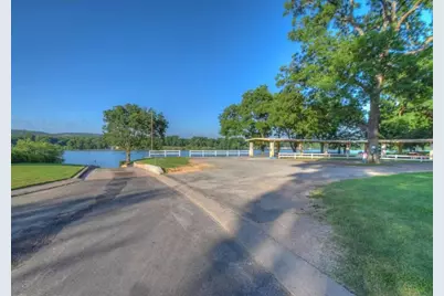 417 Spyglass St, Meadowlakes, TX 78654 - Photo 41