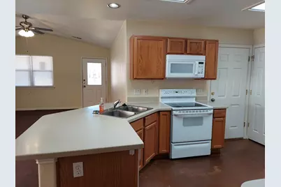 2003 A Bluebonnet, Marble Falls, TX 78654 - Photo 3