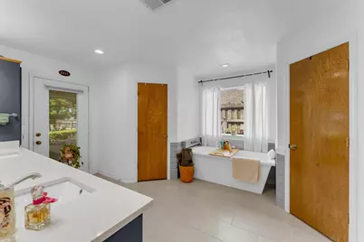 264 Turkey Run, Meadowlakes, TX 78654 - Photo 15