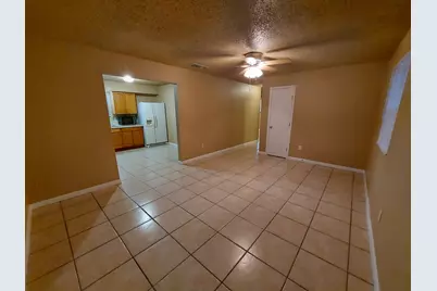 1611 Second St, Marble Falls, TX 78654 - Photo 5