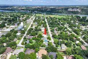 1207 Ash, Marble Falls, TX 78654 - Photo 17