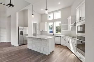 118 Cap Rock, Horseshoe Bay, TX 78657 - Photo 5