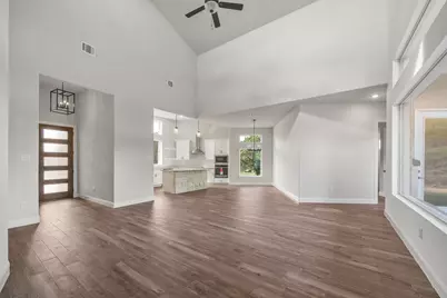 118 Cap Rock, Horseshoe Bay, TX 78657 - Photo 3