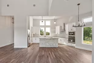 118 Cap Rock, Horseshoe Bay, TX 78657 - Photo 7