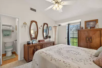 104 S Big Spur, Horseshoe Bay, TX 78657 - Photo 11
